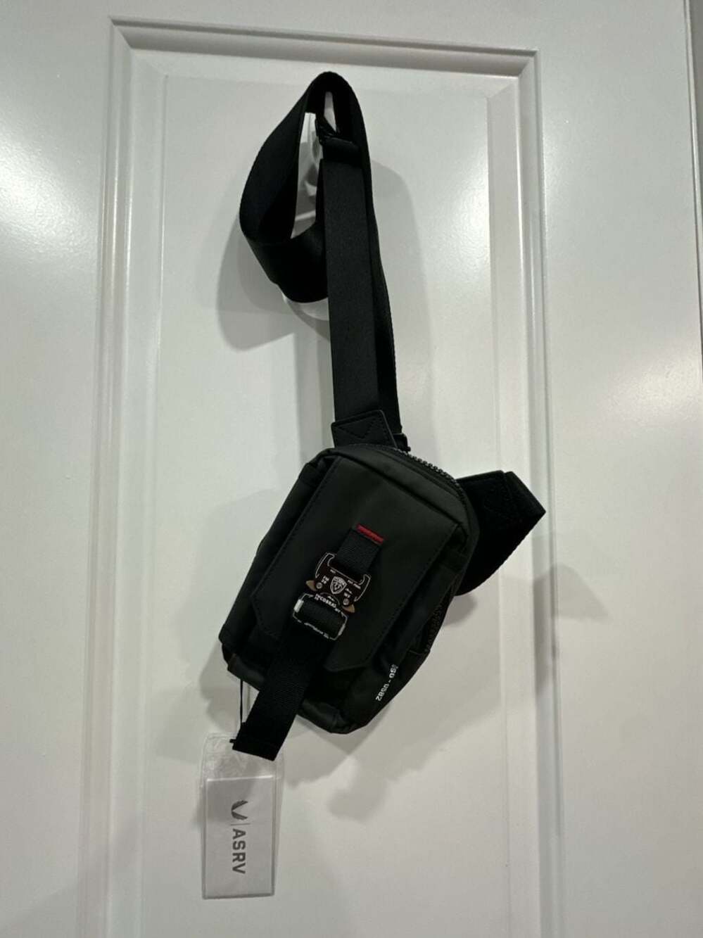 ASRV 0582 Waterproof Hard Shell Phone Shoulder Bag